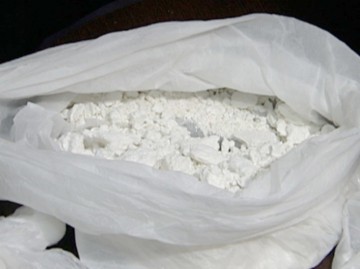 Constănţeanul prins cu un kilogram de cocaină în bagaje rămâne după gratii